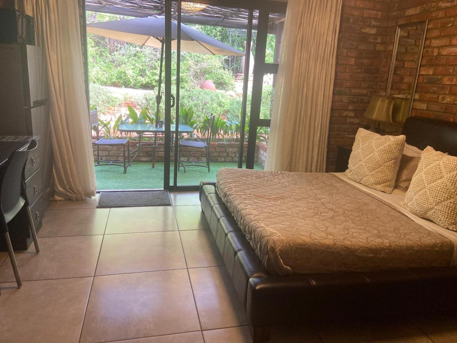 Aloe Guesthouse Klerksdorp Rum bild
