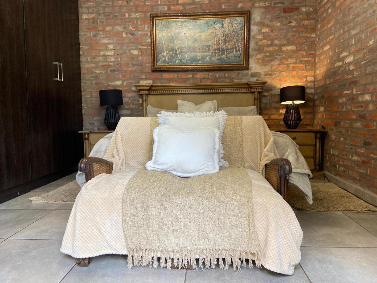 Aloe Guesthouse Klerksdorp Rum bild